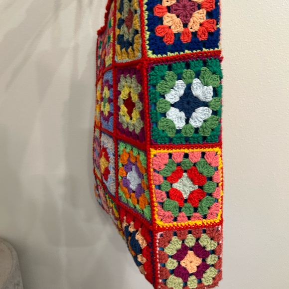 Granny Square Crochet Purse Tote Bag with Bamboo Handles - Picture 7 of 12